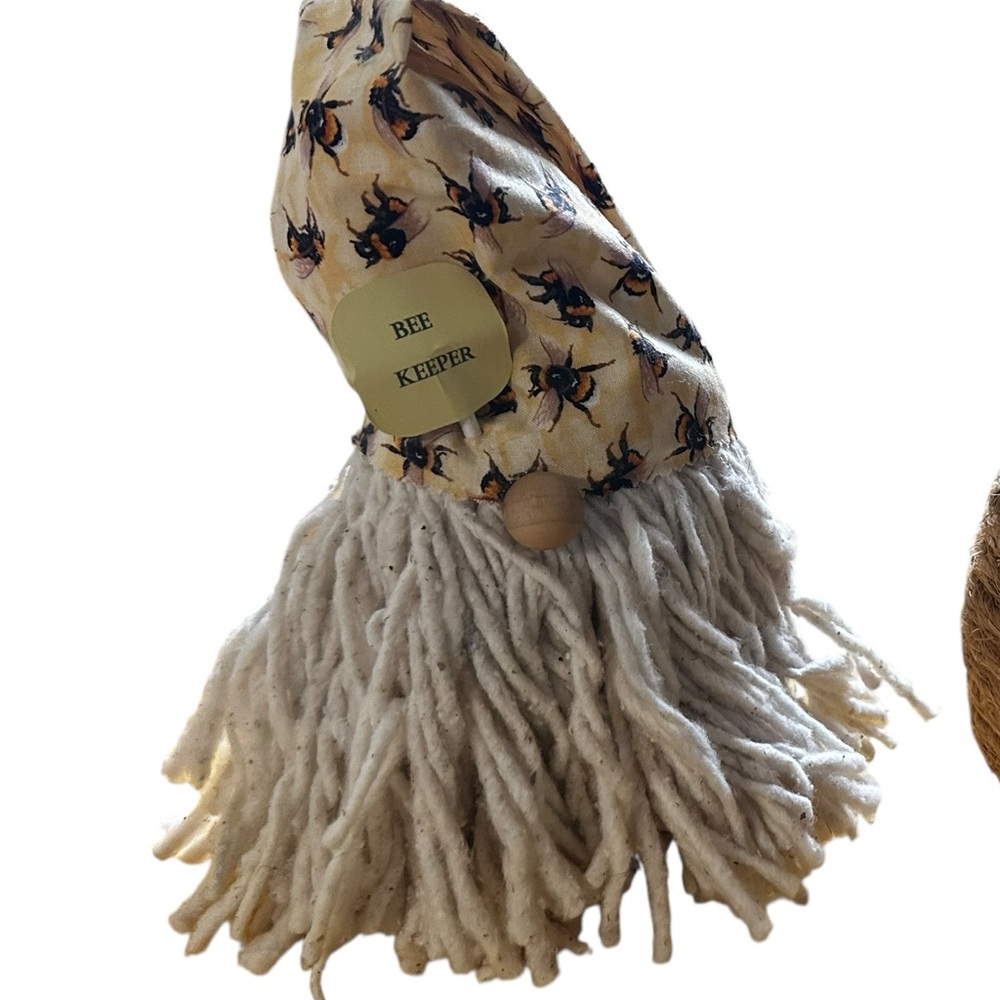 Bee Keeper Gnome and Beehive Decor Set - Picture 3 of 4